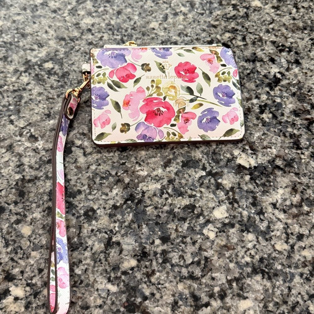 Floral Wristlet with Pink and Purple Flowers brand new